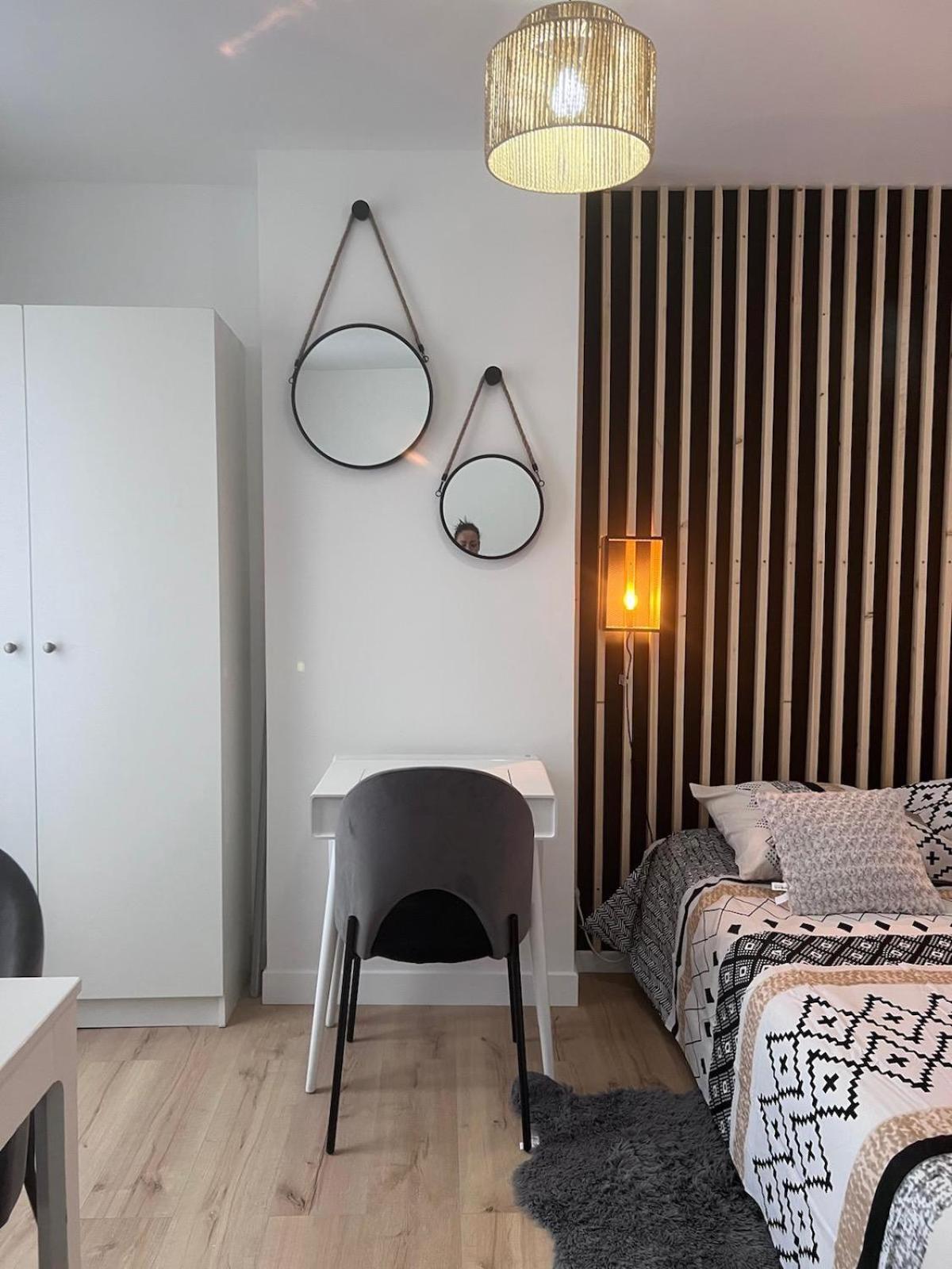 Studio A Deux Pas De Paris Apartment Levallois-Perret Exterior photo