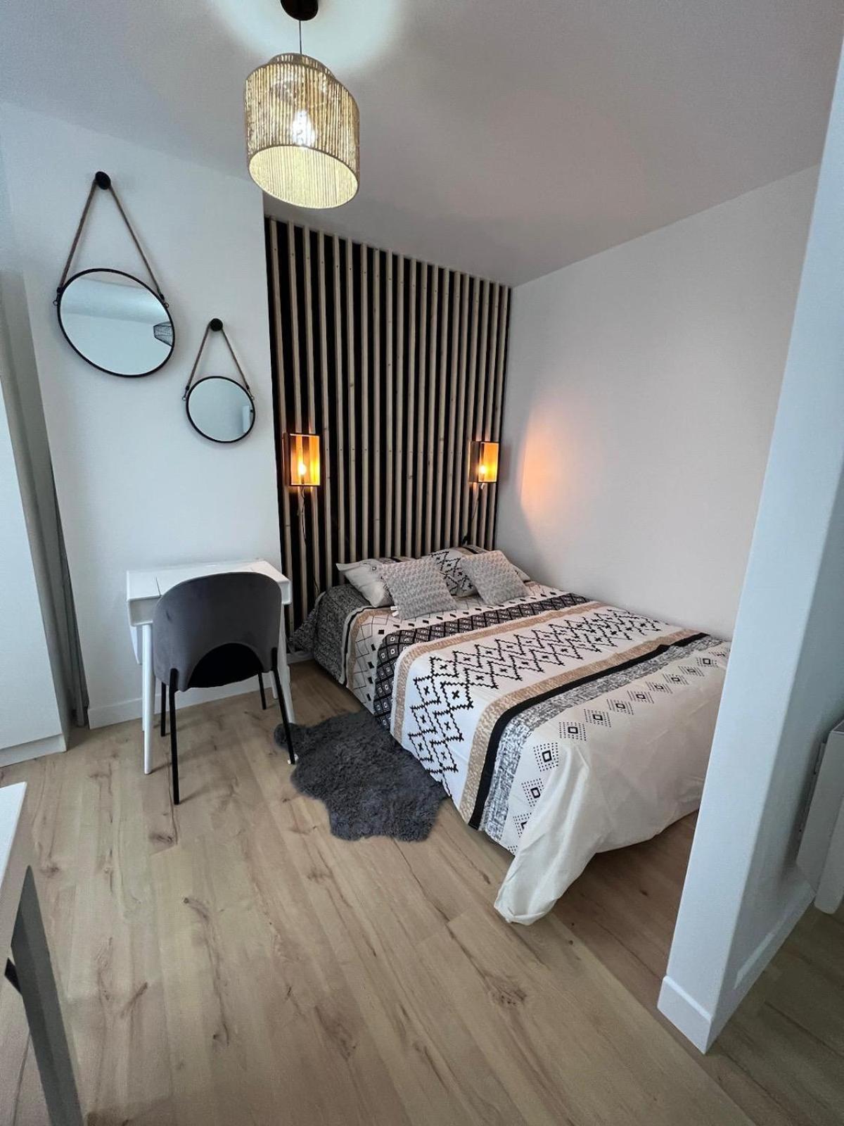 Studio A Deux Pas De Paris Apartment Levallois-Perret Exterior photo
